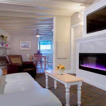 Beach Walk Apartments And Cottages オールドオーチャードビーチ エクステリア 写真